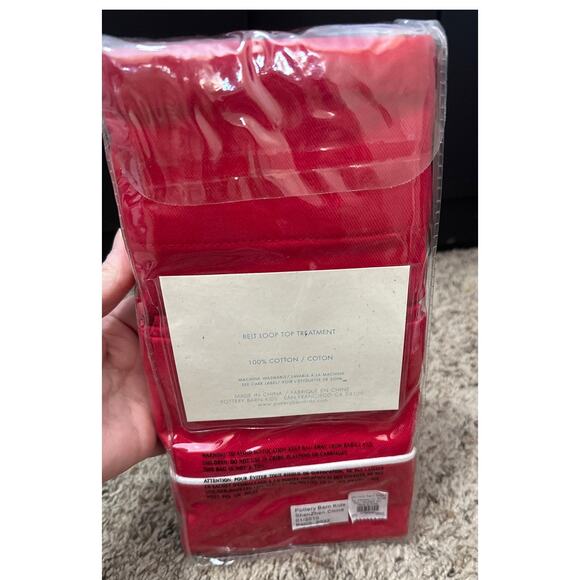 Pottery Barn Kids Twill Valance Red 18"x44" New - Picture 3 of 3